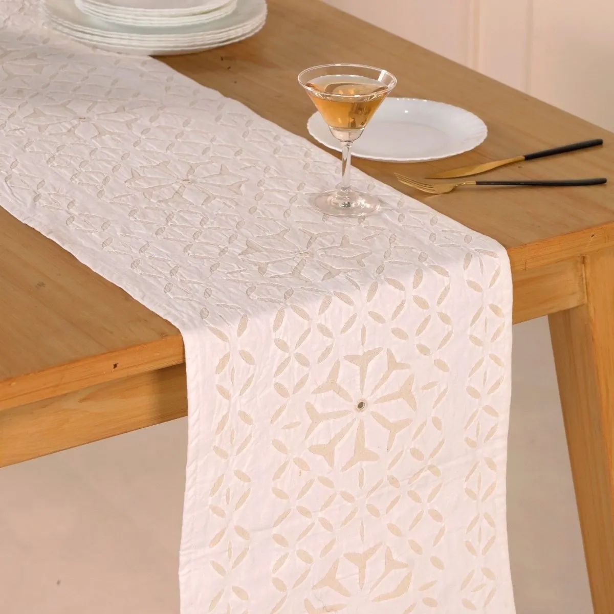 Dining Table Runner In Lily White Applique Cutwork Cotton With Mirrors | Handmade In India