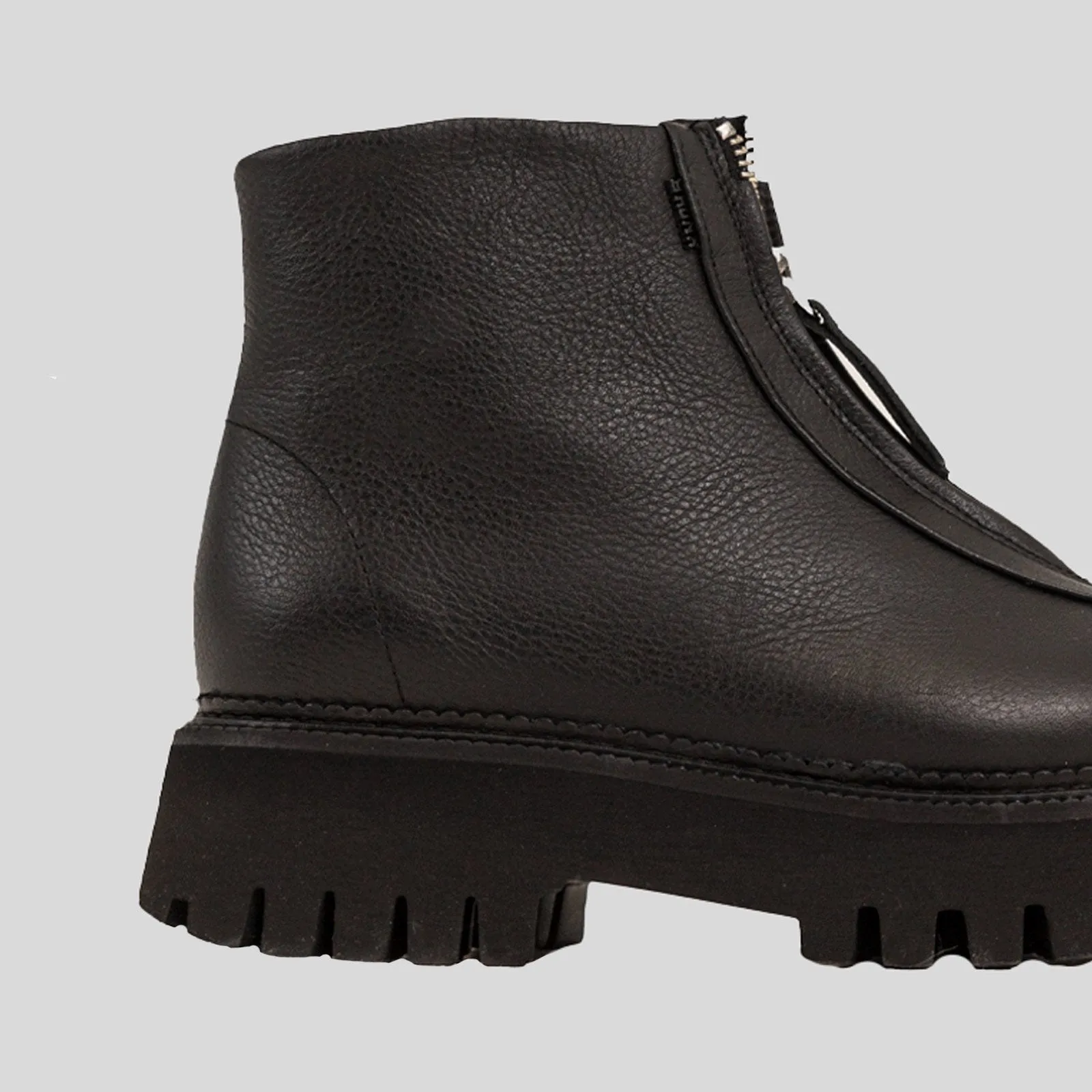 Groovy Front Zip Black Boots