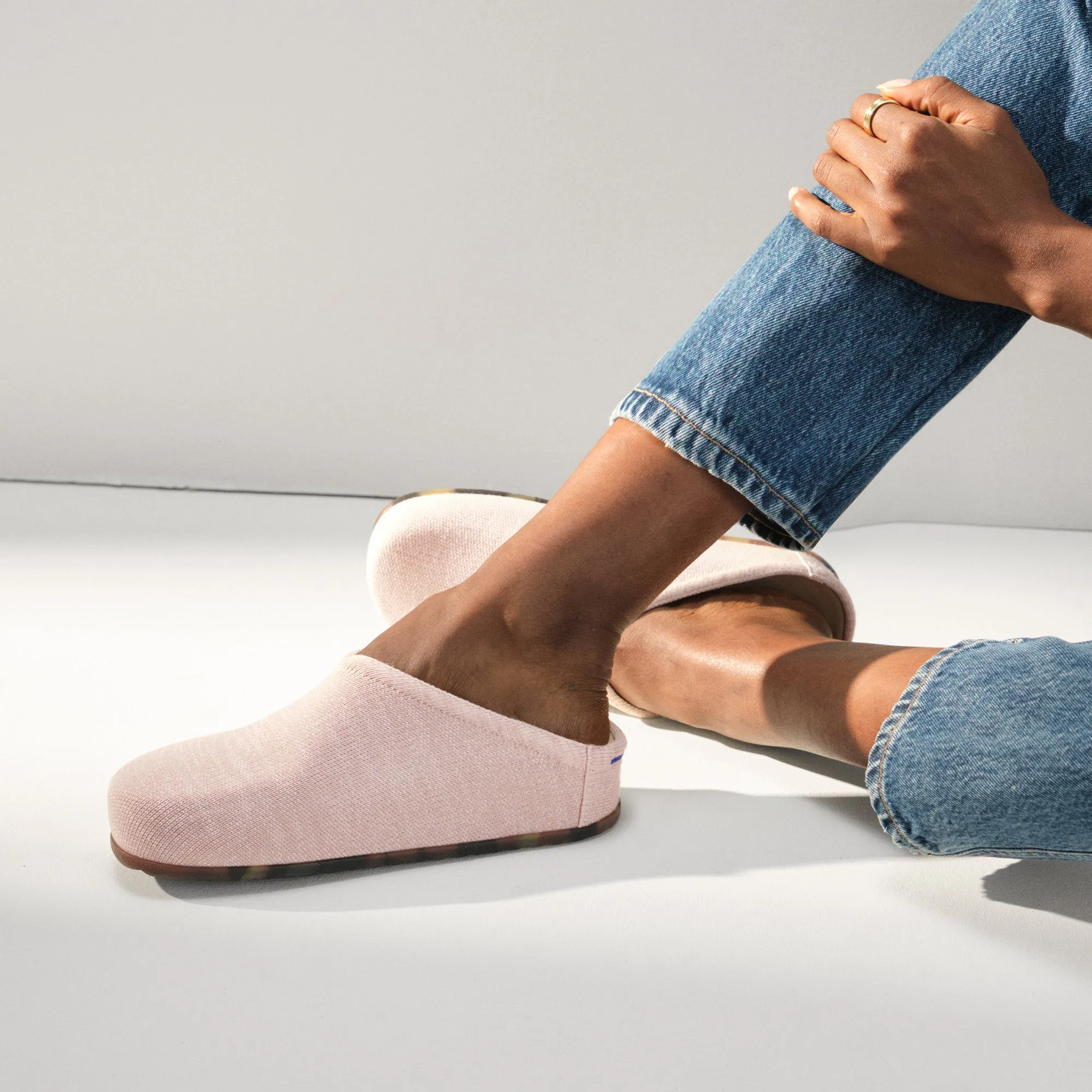 Light Rose Casual Clog Shoes for Everyday Comfort